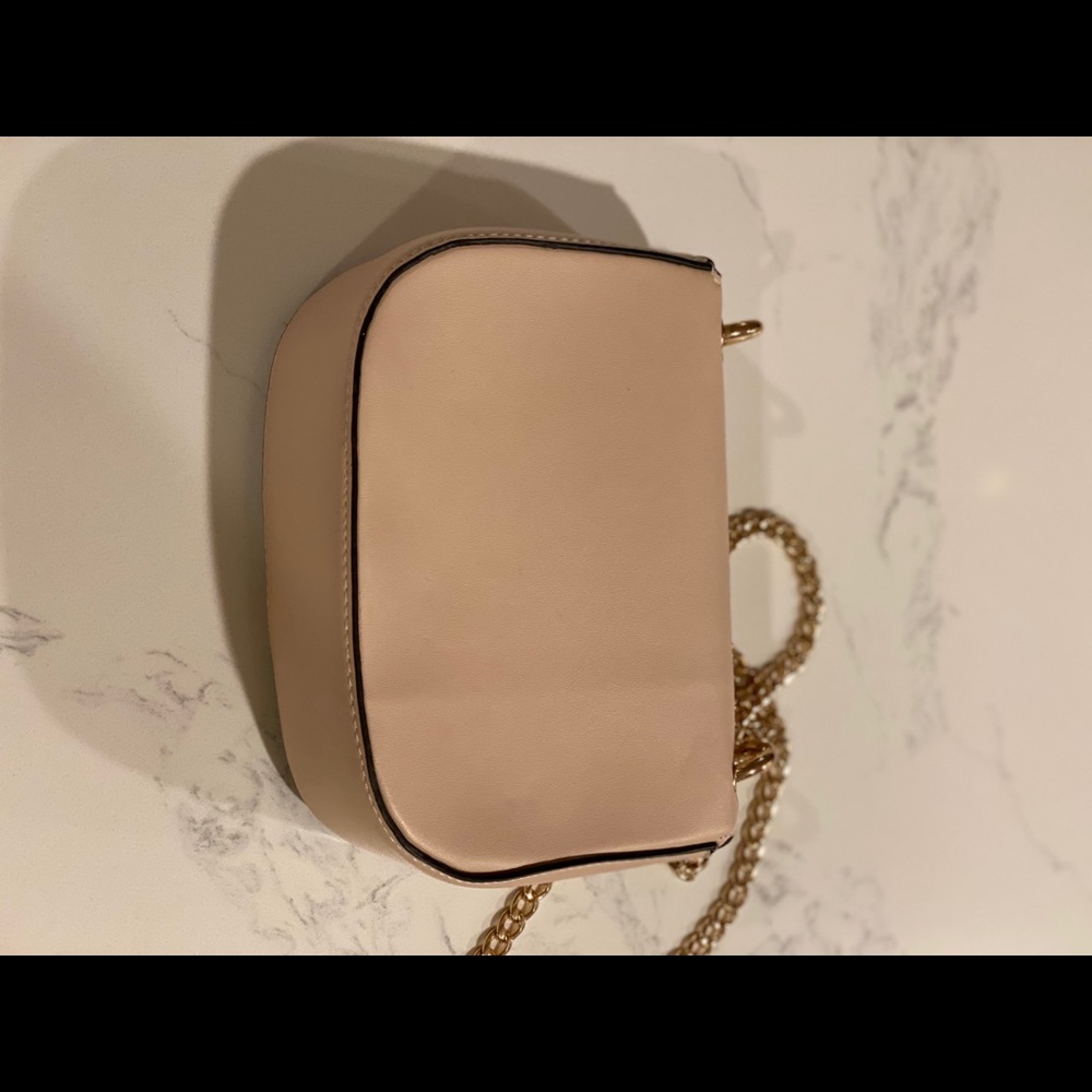 Nude Crossbody - Picture 5 of 8